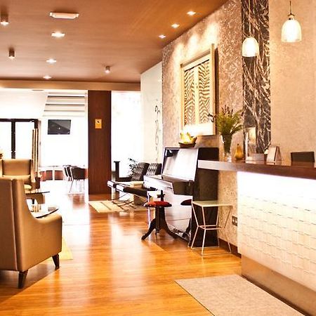 Hotel Corona De Galicia Valga Экстерьер фото