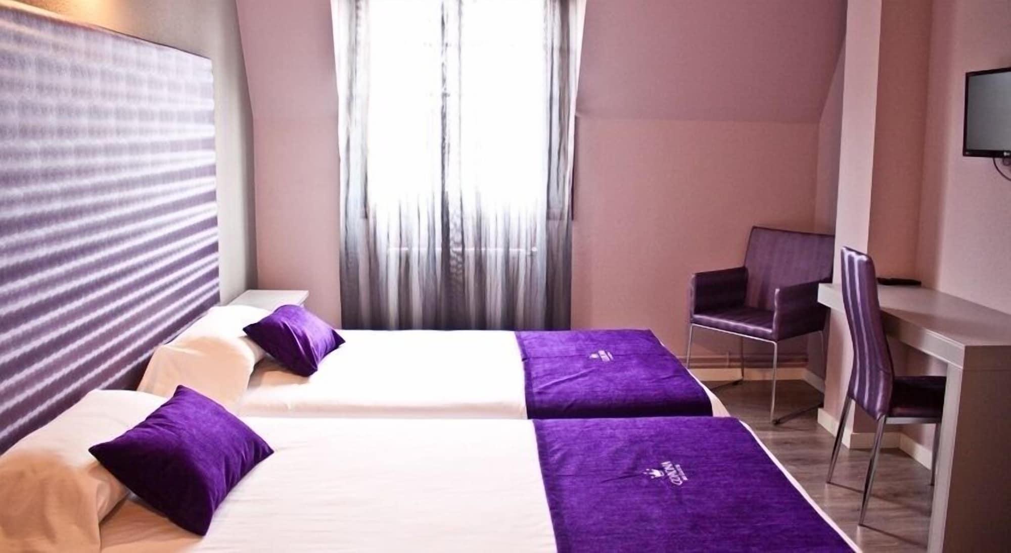 Hotel Corona De Galicia Valga Экстерьер фото